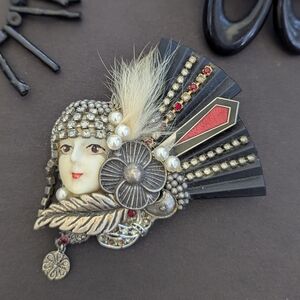 Vintage 80's Brooch Lady Rhinestones